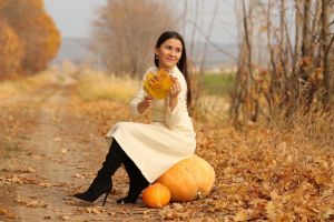 Апас районы башкарма комитеты җитәкчесенең социаль мәсьәләлр буенча урынбасары Гөлүсә Наил кызы Галләмова 9 май көнне туган көнен - матур юбилеен бәйрәм итә