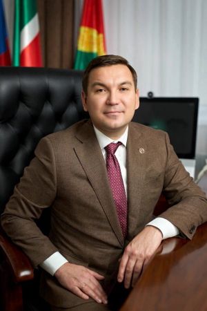 8 июнь – социаль хезмәткәрләр көне