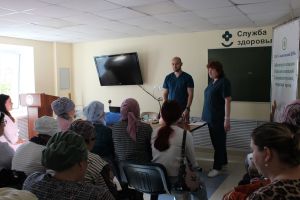 Апас үзәк район хастаханәсендә балаларда йөрәк-үпкә реанимациясе буенча семинар узды