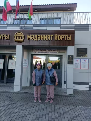 Батыр ул үстергән Ана Кәүсәр Нигъмәтҗанова иң беренчеләрдән булып тавыш бирде