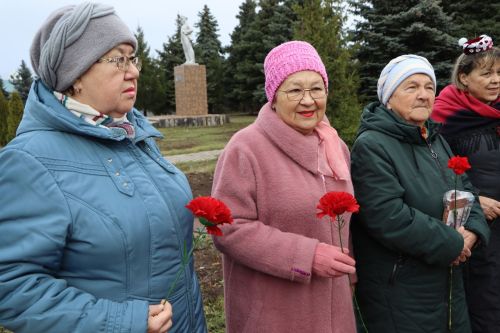 В Апастово почтили память великого композитора, певца, нашей землячки Сары Садыковой