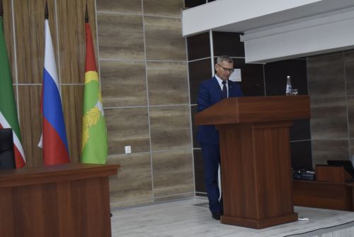 Апаста “Бердәм Россия”сәяси партиясе җирле бүлегенең конференциясе узды
