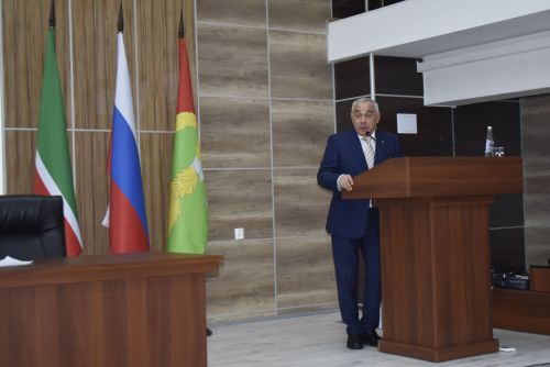 Апаста “Бердәм Россия”сәяси партиясе җирле бүлегенең конференциясе узды