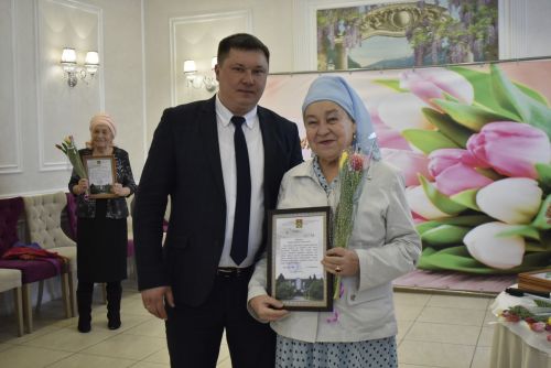 Апас авыл җирлеге ветераннарын хөрмәтләде