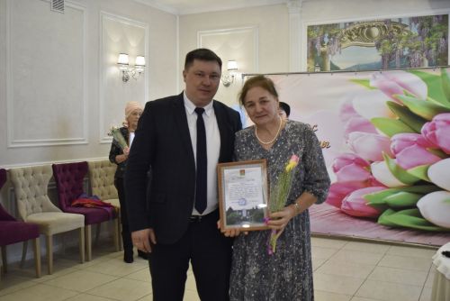 Апас авыл җирлеге ветераннарын хөрмәтләде