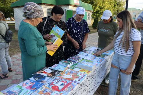 “Йолдыз”лы Зәлидә бик матур кич бүләк итте