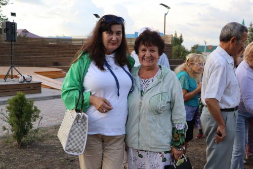 “Йолдыз”лы Зәлидә бик матур кич бүләк итте
