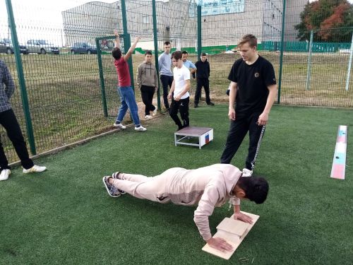 Апаста солдат булырга әзерләнүче егетләр ГТО нормативлары тапшырды