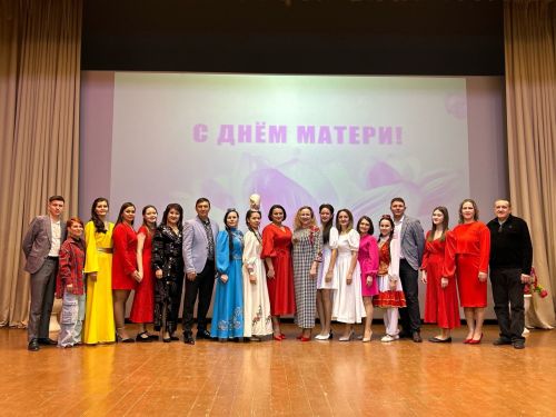 Районда Әниләрне бәйрәм белән тәбрик иттеләр