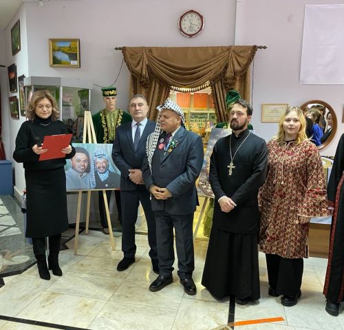 Апаста халыкара сәнгать күргәзмәсе ачылды