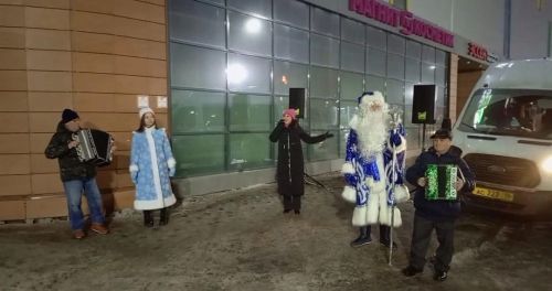 Апаслылар ярминкәдә сәүдә итте