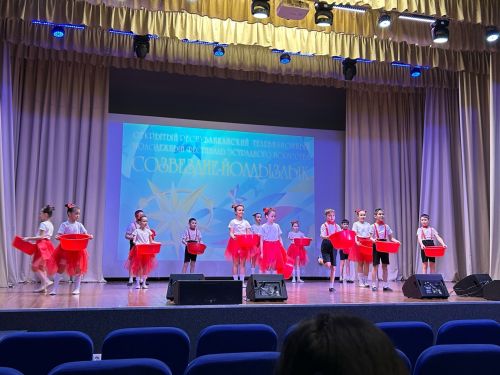 Апаста “Йолдызлык” (“Созвездие”) фестиваленең сайлап алу турлары уза