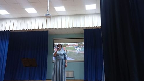 Олы Бакырчы мәдәният йорты каршында эшләп килүче