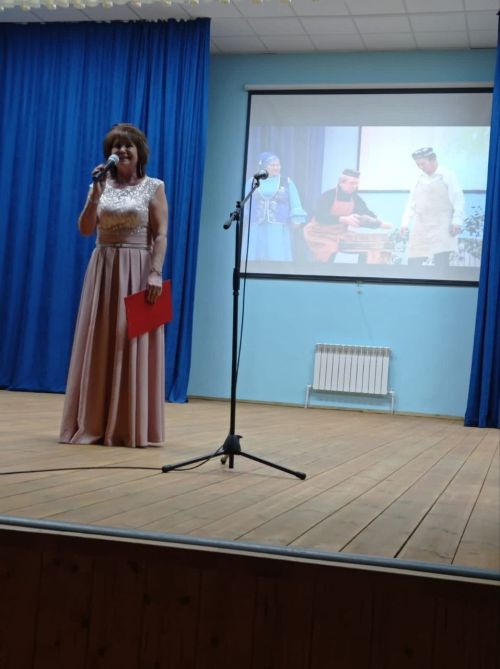 Олы Бакырчы мәдәният йорты каршында эшләп килүче