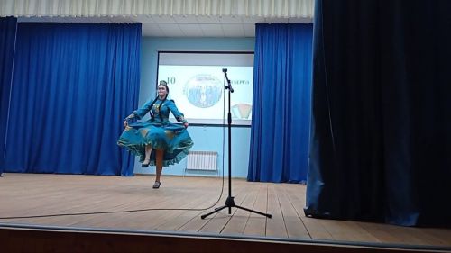 Олы Бакырчы мәдәният йорты каршында эшләп килүче