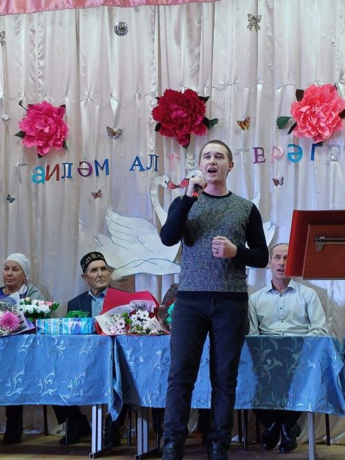 Танай-Турайда үрнәк гаиләләрне хөрмәтләгәннәр