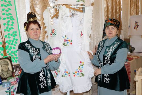 “Гаиләбез истәлеклеләре – иң кадерле ядкәр”