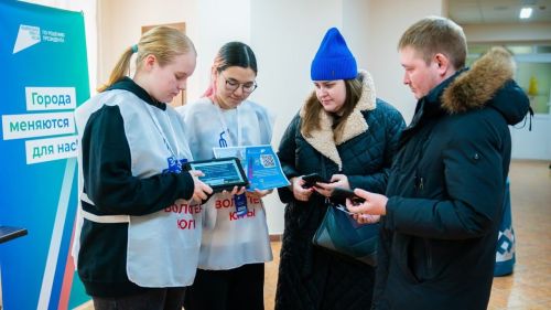 500дән артык волонтер татарстанлыларга объектларны төзекләндерү өчен тавыш бирергә булыша