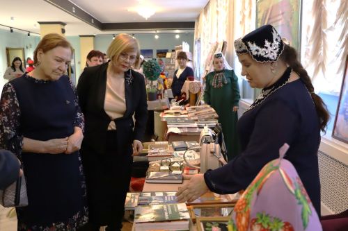 Апаста Гаилә елын тантаналы төстә ачтылар