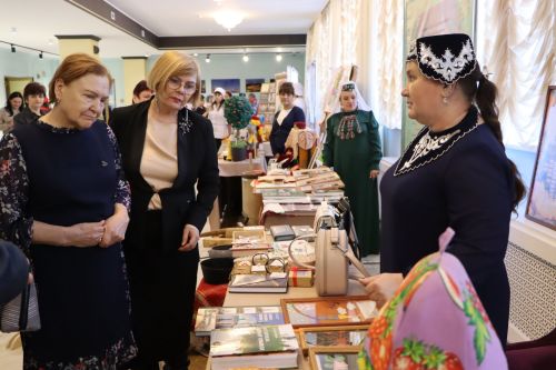 Апаста Гаилә елын тантаналы төстә ачтылар