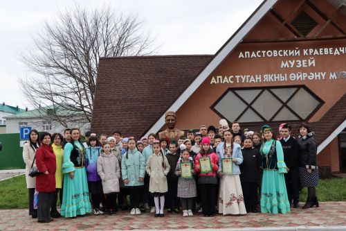 Апаста Туган тел көне һәм Тукайның 138 еллыгы билгеләп үтелде