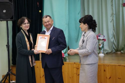 Борнаш мәктәбе музее бүлмәле һәм китаплы булды
