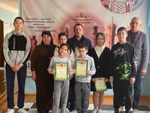 Яшь шахматчылар “бил алышты”