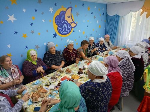 Әҗем авылы өлкәннәренә зур хөрмәт күрсәтелде
