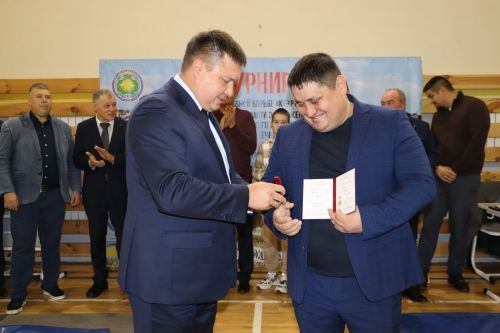 Апастан Рафис Хәбибуллин Татарстан спорт министрлыгы бүләгенә лаек булды
