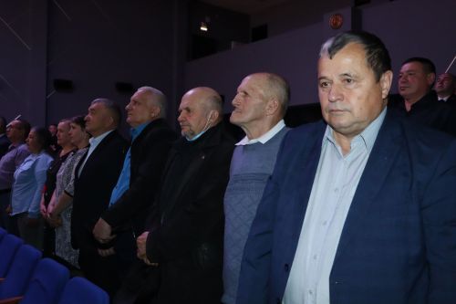 Апаста район эчке эшләр бүлеге хезмәткәрләрен хөрмәтләделәр