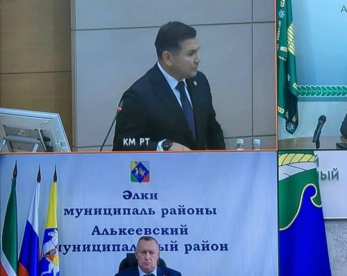 Глава района Айрат Зиганшин выступил перед Раисом Татарстана Рустамом Нургалиевичем и руководством республики с докладом