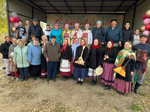 Состоялось открытие парка в селе Бишево