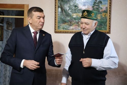 Урта Балтайда яшәүче Сөләйманов Ринат Сәяр улы дәүләт бүләгенә лаек булды
