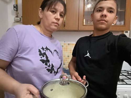 В Табар-Черкийской школе прошла Всероссийская акция «Завтрак для мамы», приуроченная ко Дню матери
