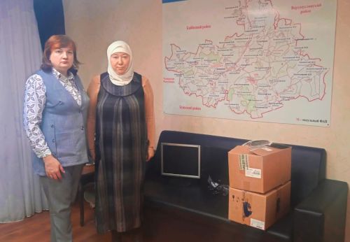 По просьбе сотрудницы, чей сын несёт службу в зоне СВО, коллективом Апастовской центральной больницы был собран гуманитарный груз