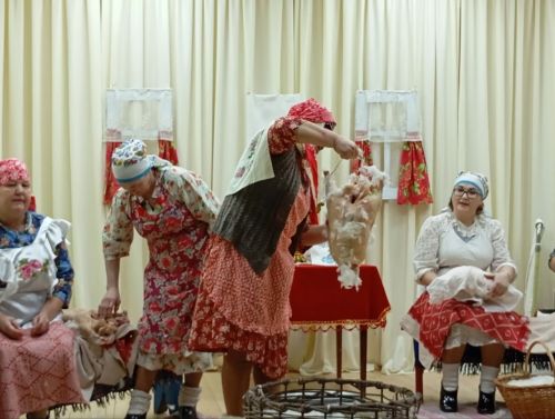 Карамасарда каз өмәсе!