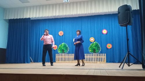 Иске Йомралы үзешчәннәре Олы Бакырчы халкына бәйрәм концерты бүләк итте