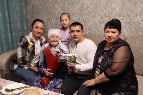 Шыгай авылыннан Саимә әби Якуповага 103 яшь тулды