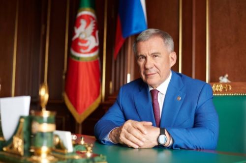 Татарстан Республикасы Рәисе Р.Н. Миңнехановның Татарстан Республикасы Конституциясе көне уңаеннан МӨРӘҖӘГАТЕ