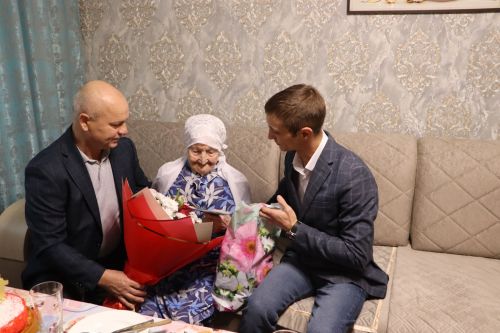 Шыгай авылыннан Саимә әби Якуповага 103 яшь тулды