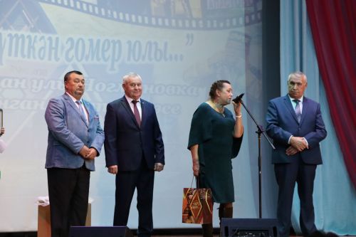 Апаста Татарстан Республикасының Атказанган мәдәният хезмәткәре Рәмис Ногмановның иҗат кичәсе узды
