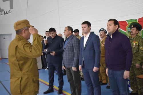 Апаста хәрби хәрәкәтләрдә һәлак булган райондашларны көрәш келәмендә искә алдылар