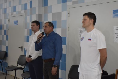 Апасның йөзү бассейнында район башлыгы призларына ярышлар узды