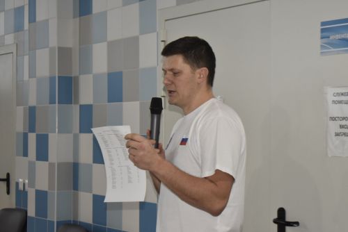 Апасның йөзү бассейнында район башлыгы призларына ярышлар узды