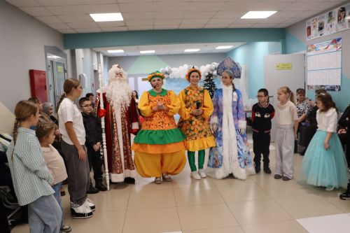 Назирә Җиһаншина балаларга Яңа ел бәйрәме бүләк итте!