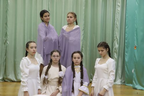 “Энекәш” китабы авторы Гөлүсә Закирова Борнаш мәктәбендә очрашуда катнашты