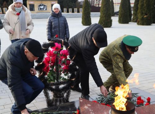Апаста Ватан Геройларын искә алдылар