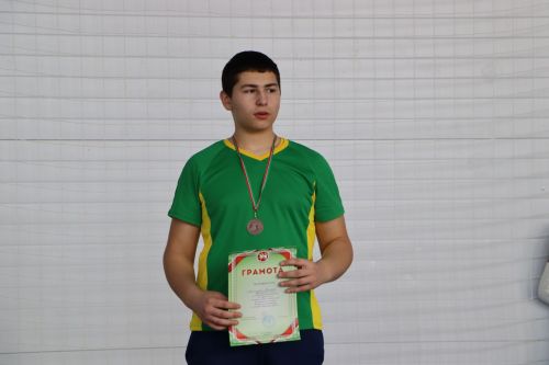 Апаста район башлыгы призларына көрәш ярышлары узды