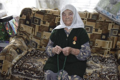 Галия әби Зәйнуллина: “Кияргә кием, ашарга ризык булмаган чорларны уздык”