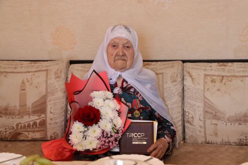 Гакифә әби Ярмөхәммәтова: «Үлән ашап үссәк тә, күңелебез күтәренке иде”